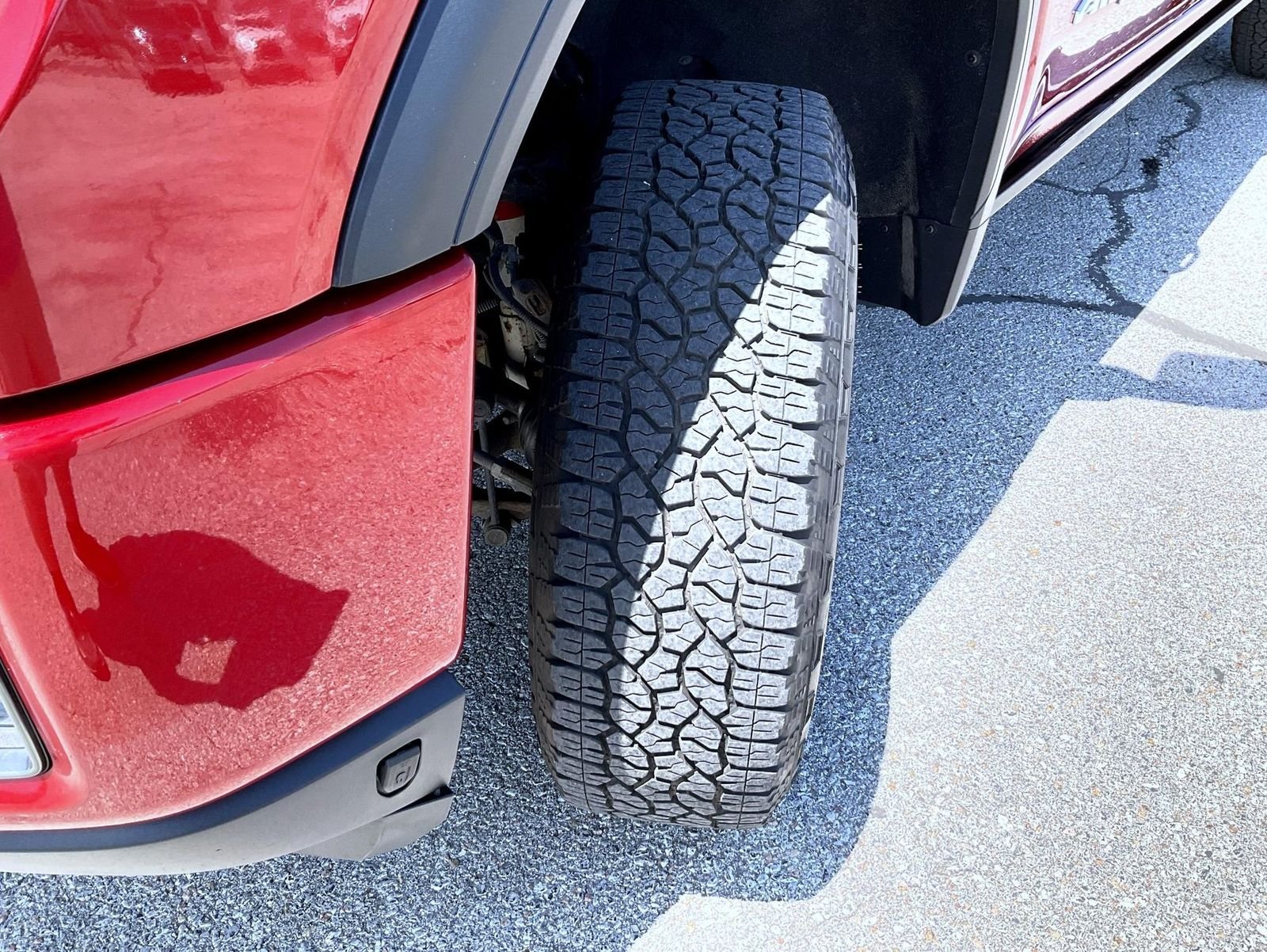 Used 2021 Red GMC AT4 image 24