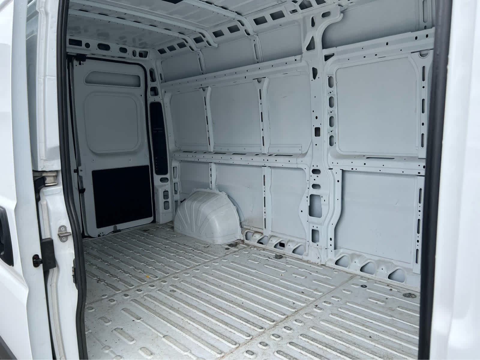 Used 2026 Bright White Clearcoat Ram Tradesman image 4