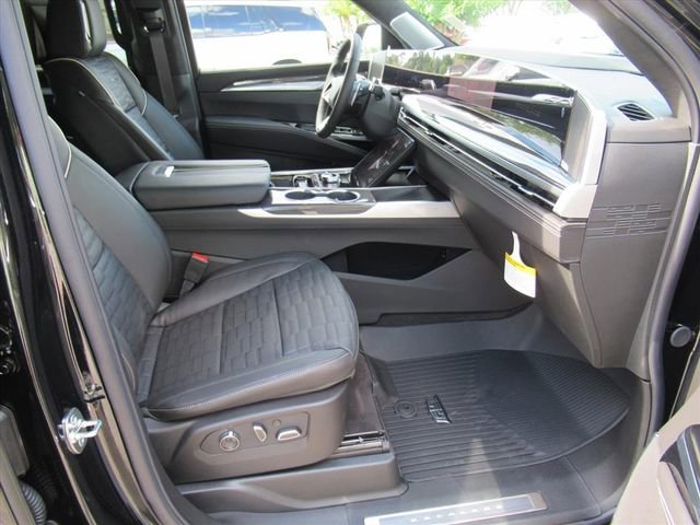 2026 Cadillac Escalade V-Series - Photo 9