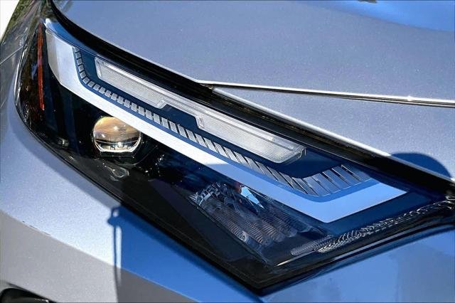 Certified Used 2023 SILVER SKY METALLIC Toyota  image 27