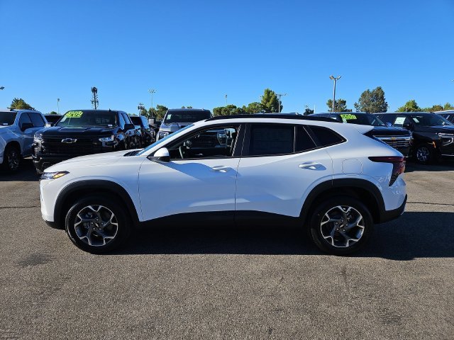 New 2026 Summit White Chevrolet LT image 5