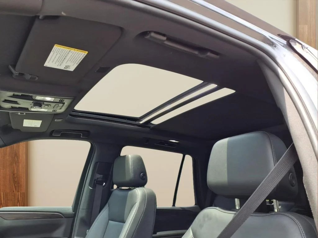 Used 2022 Gray Chevrolet LT image 18