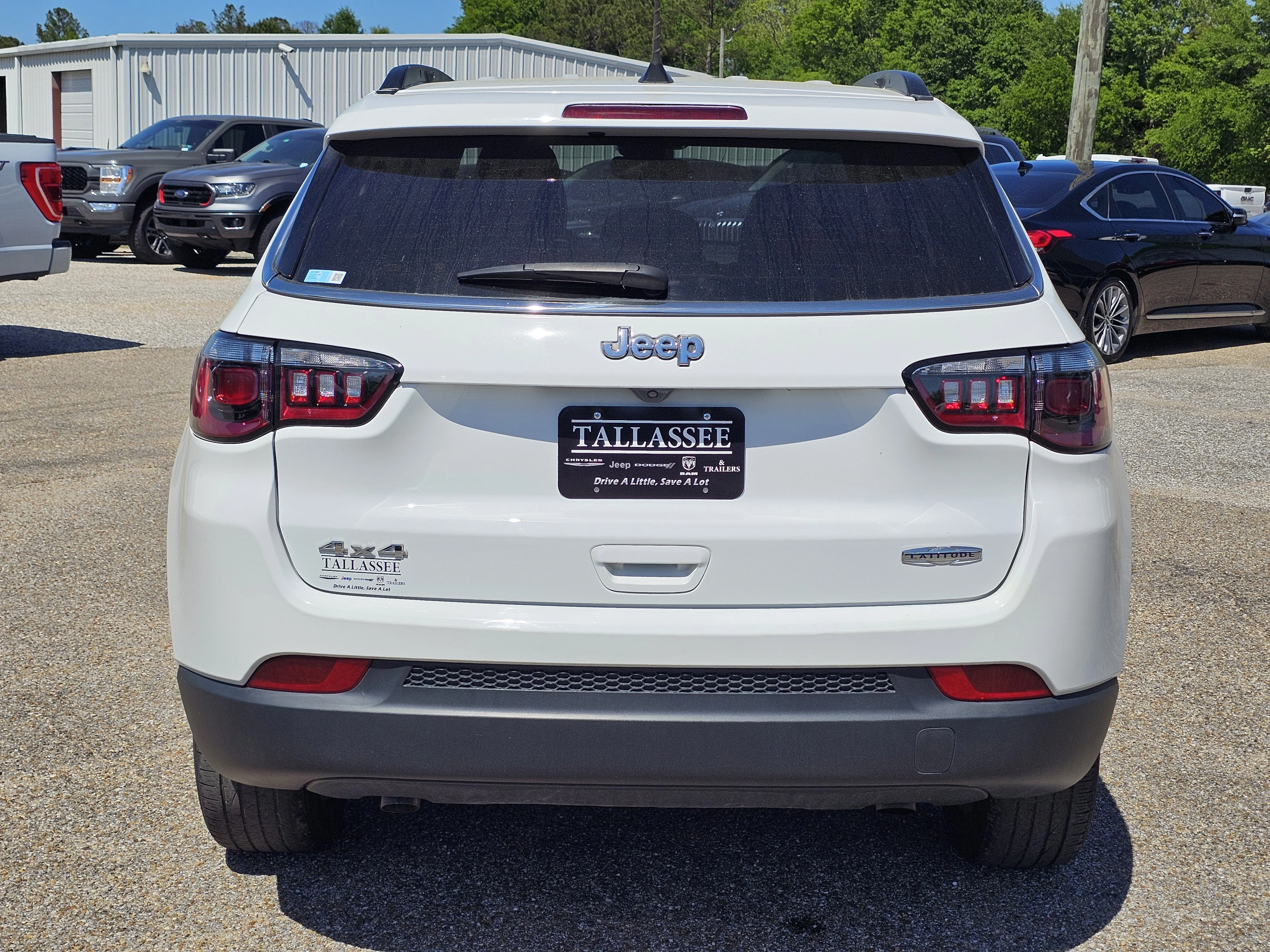 2023 Jeep Compass Latitude - Photo 11
