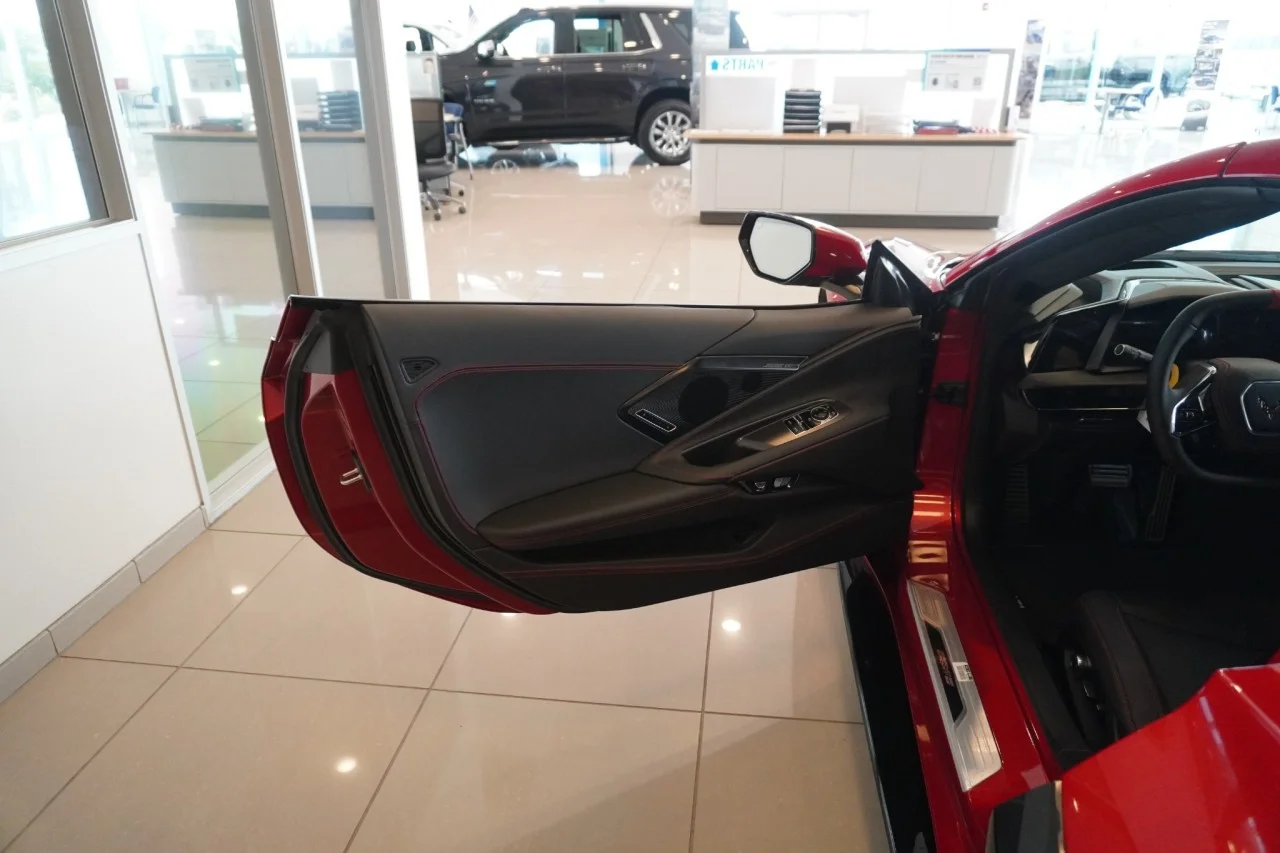 New 2027 Red Mist Metallic Tintcoat Chevrolet 3LT image 11