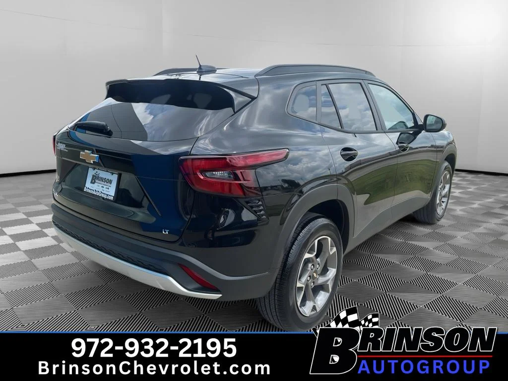 New 2026 Mosaic Black Metallic Chevrolet LT image 7