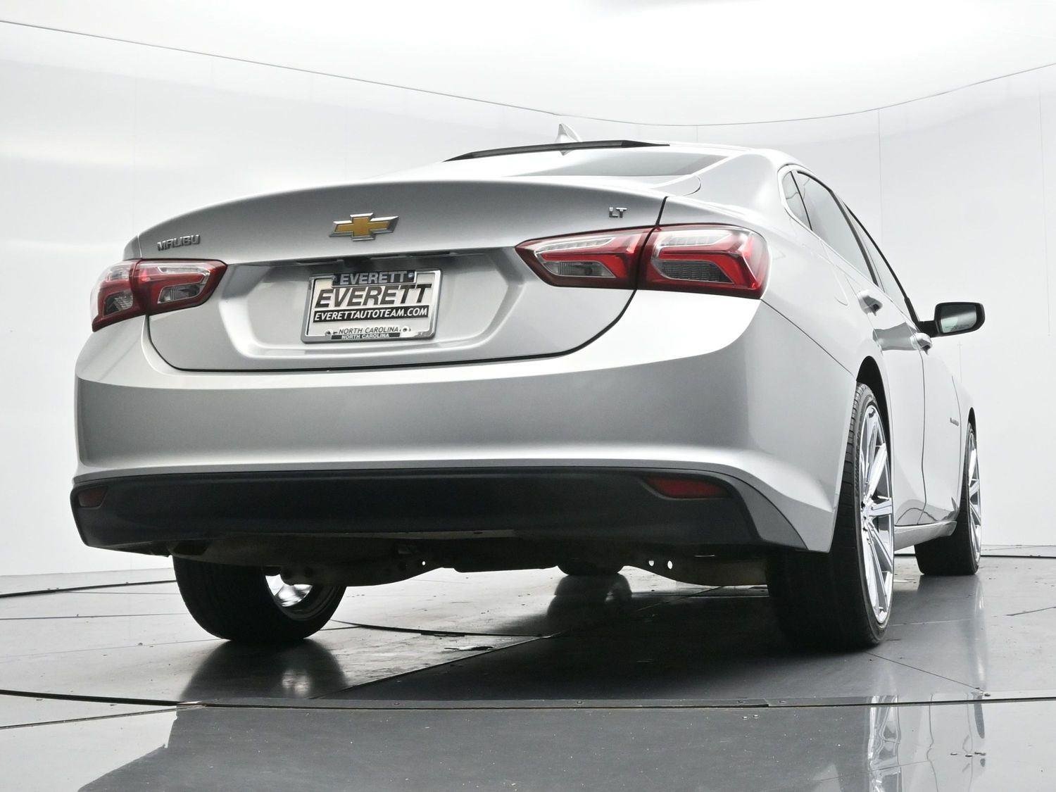 Used 2021 SILVER ICE METALLIC Chevrolet LT image 50