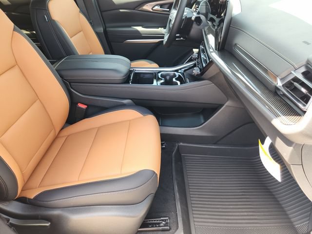 2027 Chevrolet Traverse Z71 - Photo 15