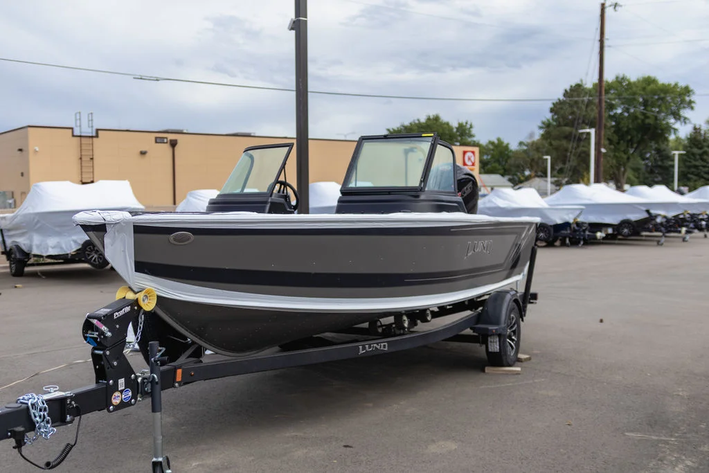 New 2026 Lund 1875 Impact XS Sport for sale in Sioux Falls, SD