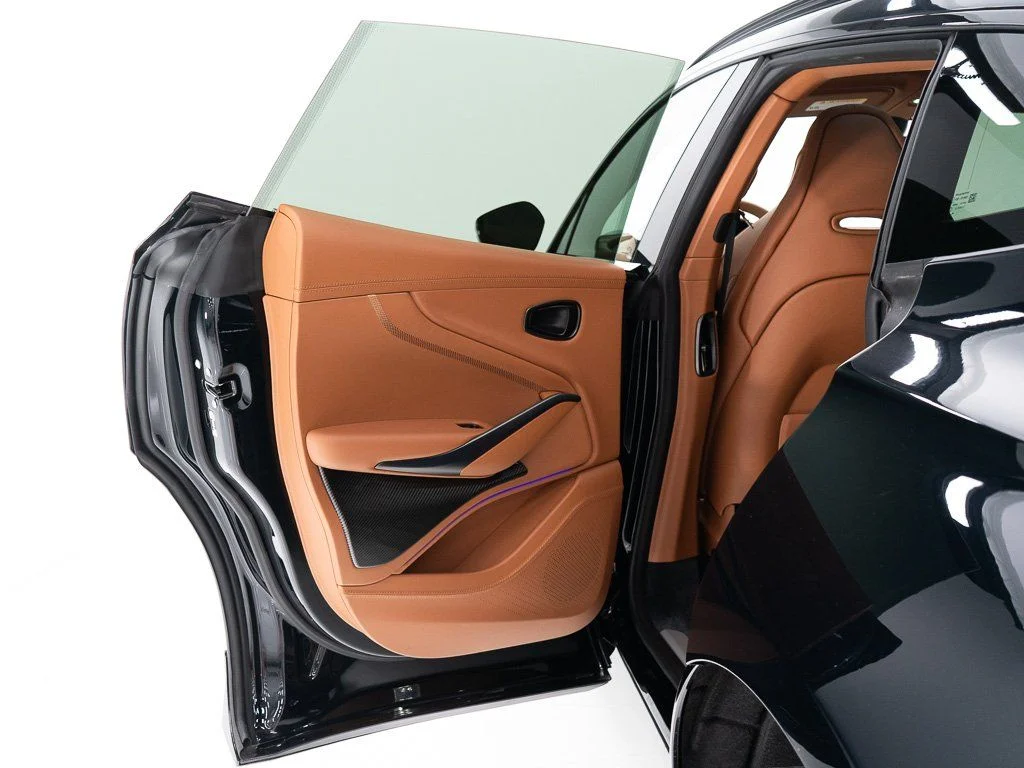 New 2026 Q Oberon Black Aston Martin 707 image 21