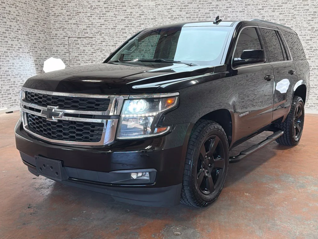 Used 2017 Black Chevrolet LT image 3
