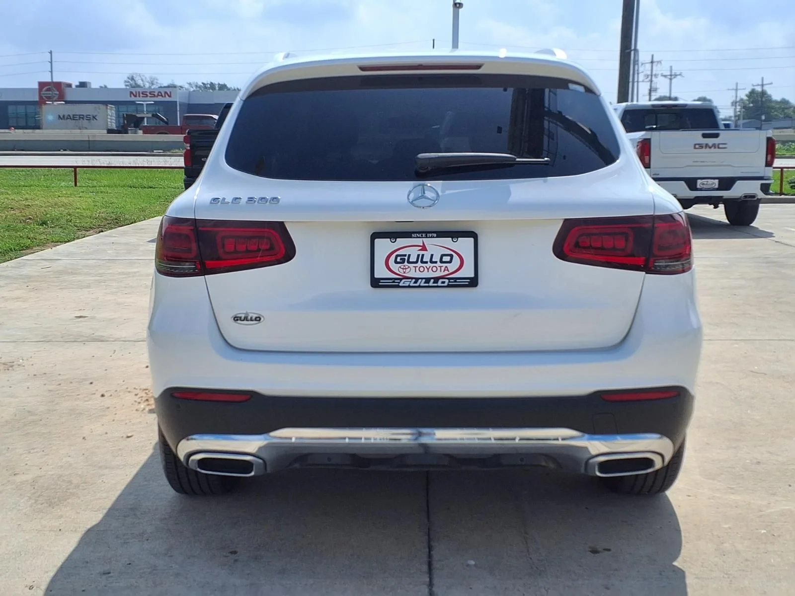Used 2021 White Mercedes-Benz GLC 300 image 7