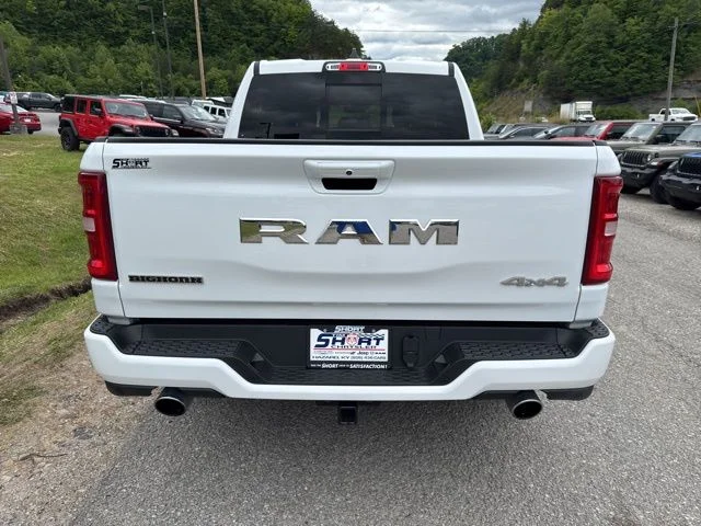 Used 2025 White Ram Big Horn/Lone Star image 4