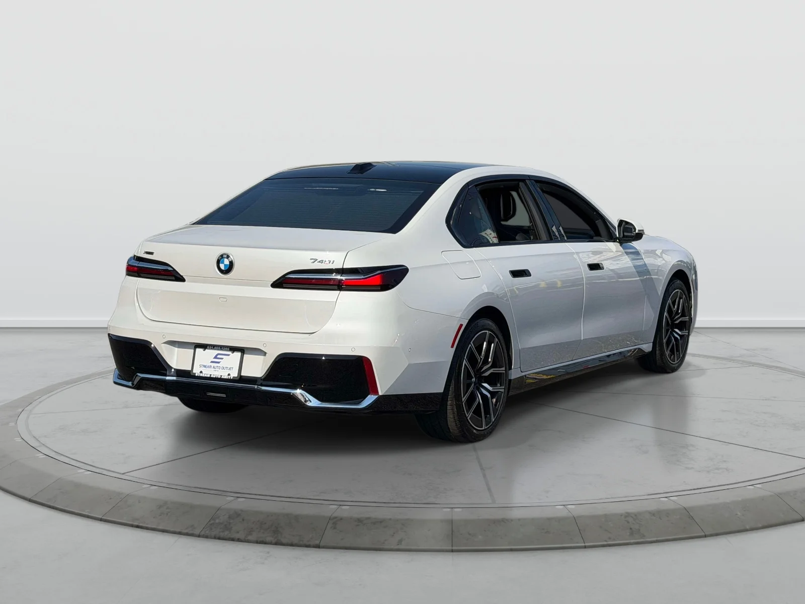 2026 BMW 7 Series 740i - Photo 6
