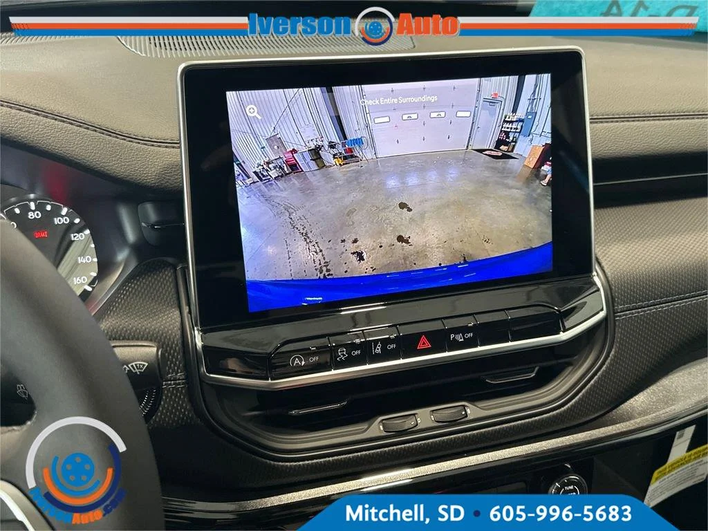 New 2026 Hydro Blue Pearlcoat Jeep Limited Altitude image 22