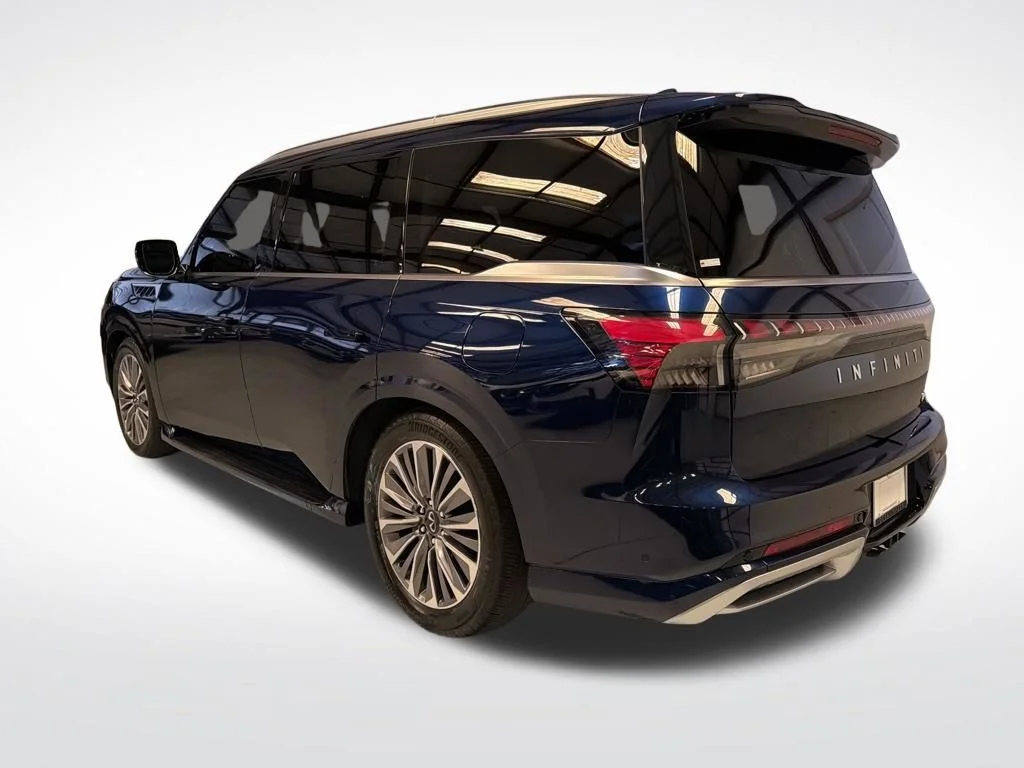 2025 INFINITI QX80 Sensory 4WD - Photo 9