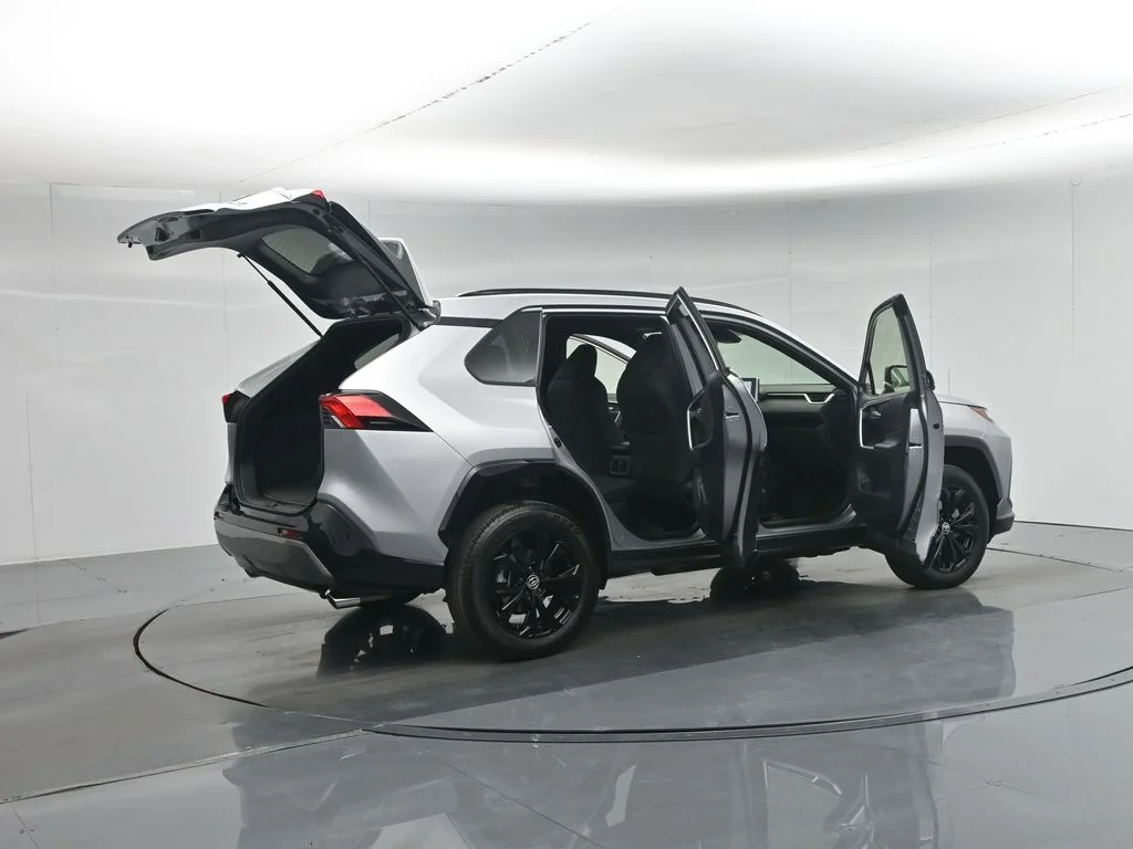 Used 2025 Silver Toyota SE image 5