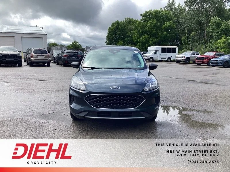 Used 2022 Blue Ford SE image 2
