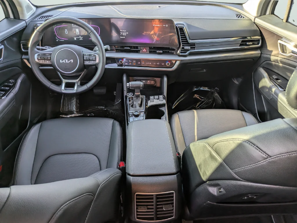 Used 2025 White Kia EX image 11