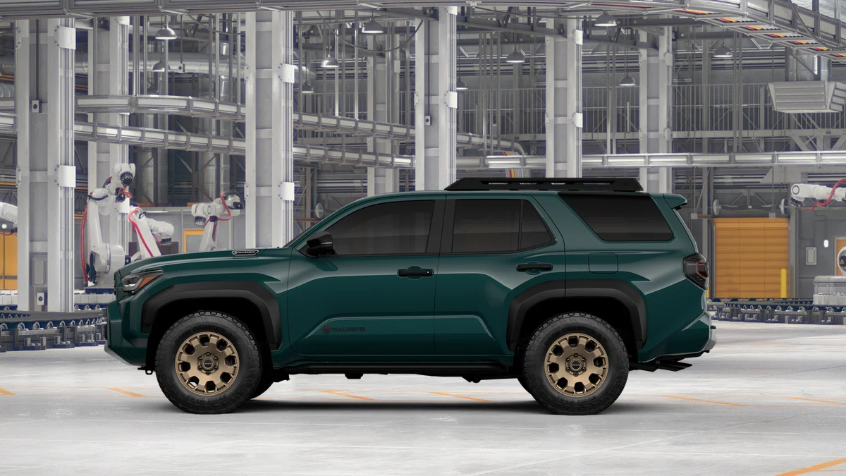 New 2026 Everest Toyota 4Runner Trailhunter image 6