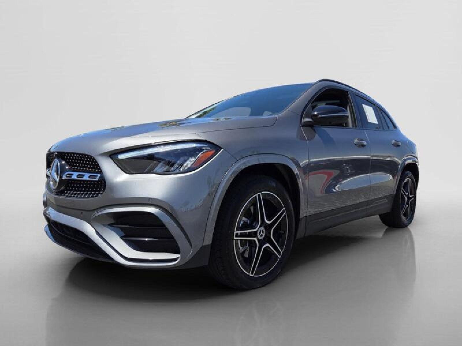 Certified Used 2026 Mountain Grey Metallic Mercedes-Benz GLA 250 image 8