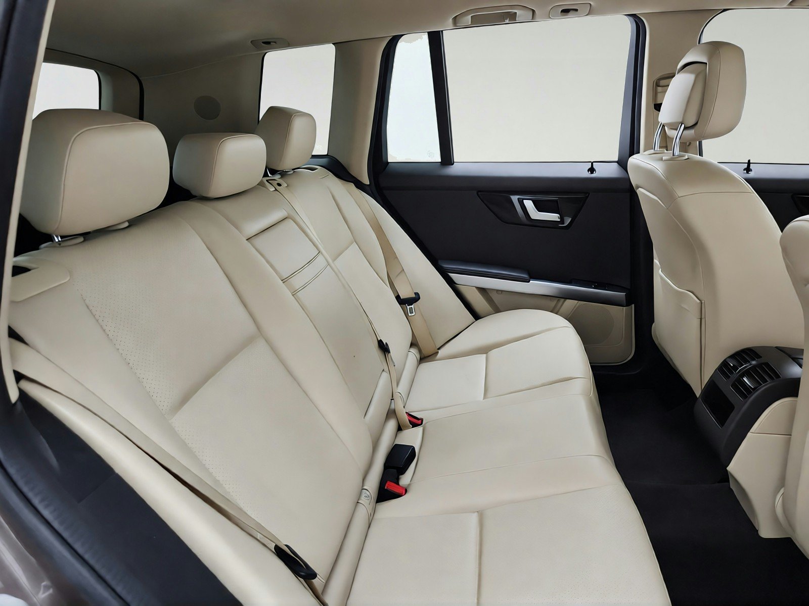 Used 2014 Pebble Gray Mercedes-Benz GLK 350 image 32