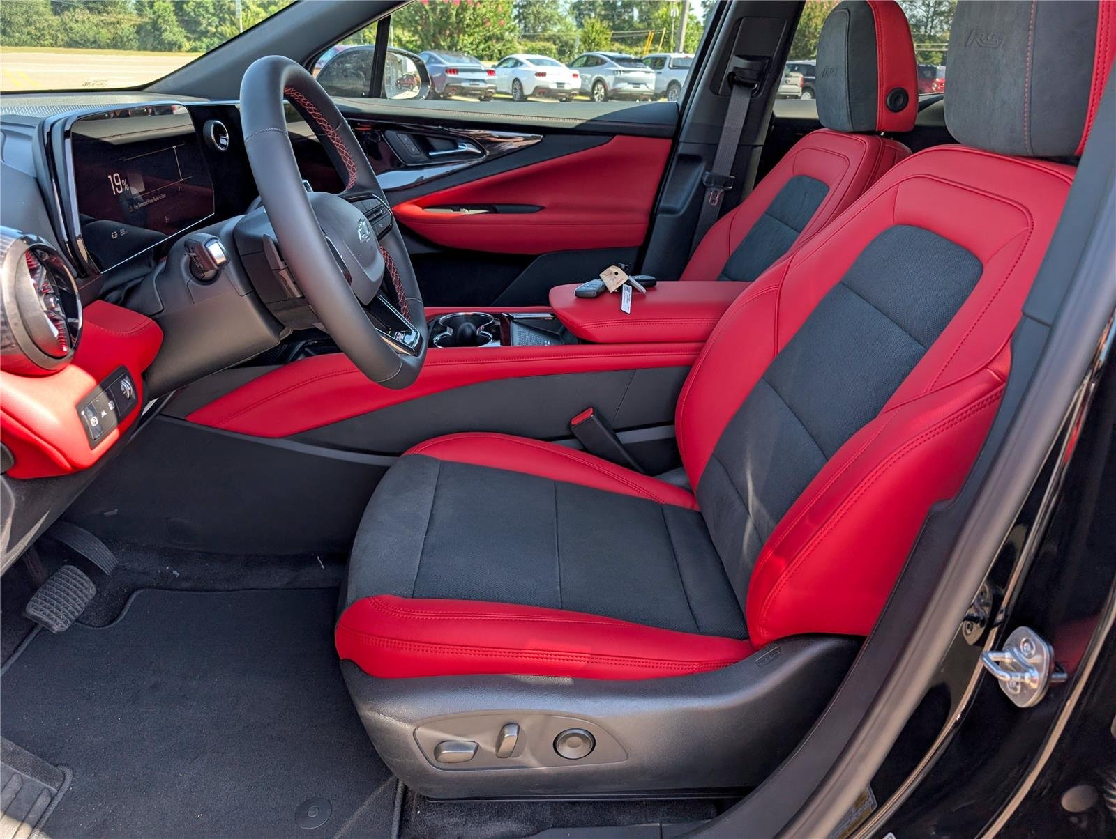 2025 Chevrolet Blazer EV RS - Photo 14