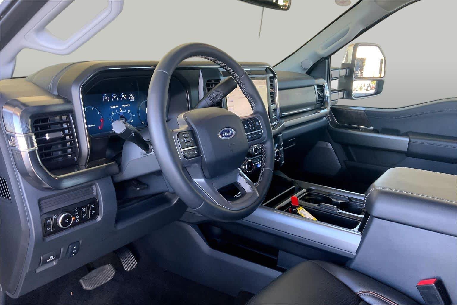 Used 2026 Oxford White Ford LARIAT image 17