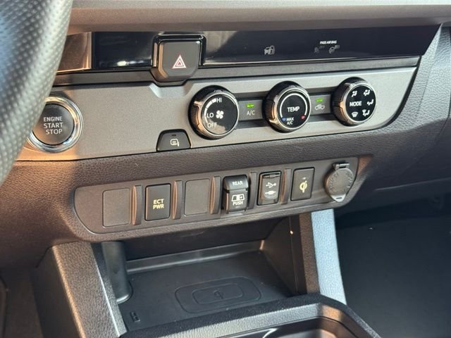 Used 2018 White Toyota TRD Off-Road image 38