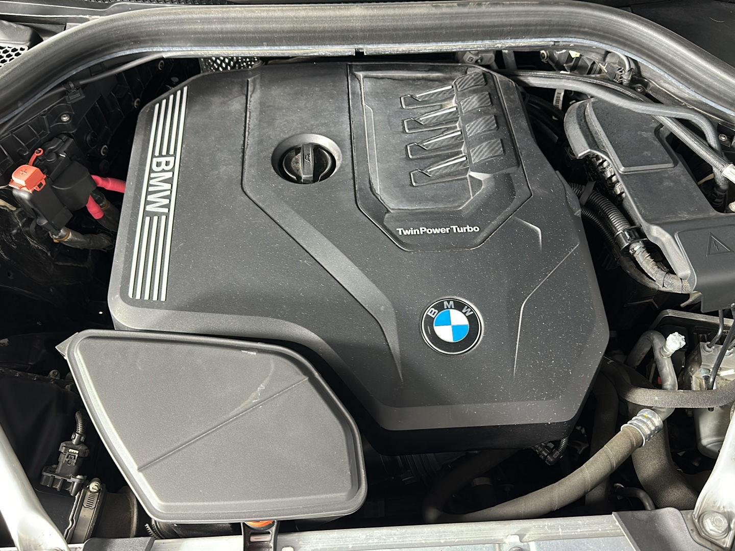 Used 2021 Black Sapphire Metallic BMW xDrive30i image 31