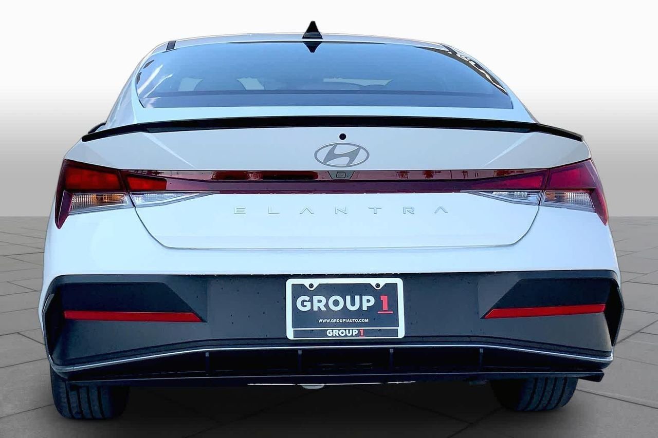 New 2026 Serenity White Hyundai SEL Sport Plus image 4