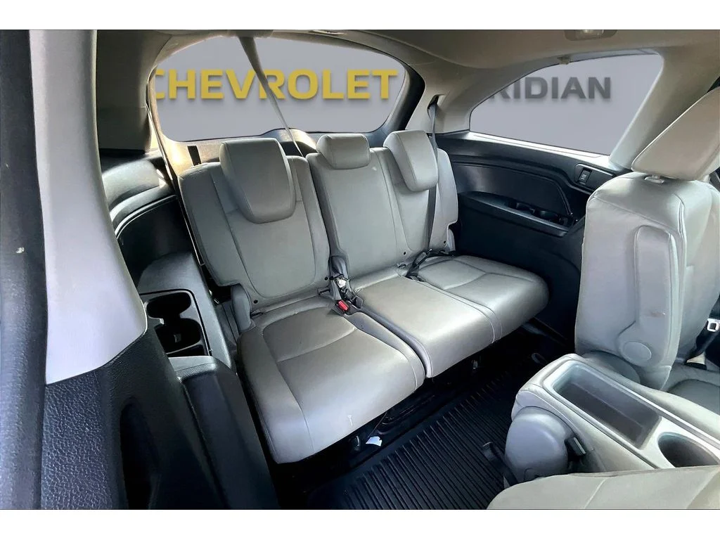 Used 2024 Silver Honda EX-L image 20