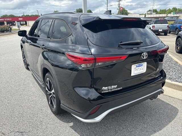 Used 2021 Midnight Black Metallic Toyota XSE image 6