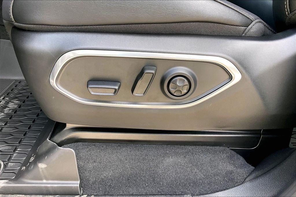 New 2026 Jeep Grand Wagoneer Limited Altitude 4D Sport Utility