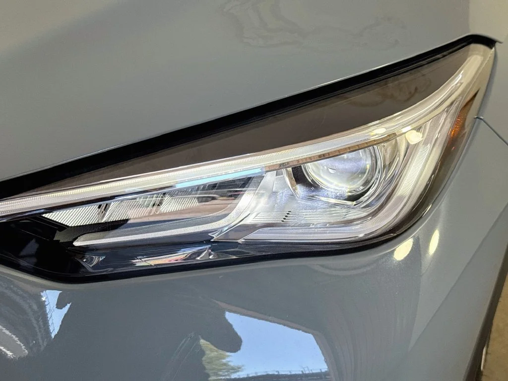 Certified Used 2022 Gray INFINITI LUXE image 41