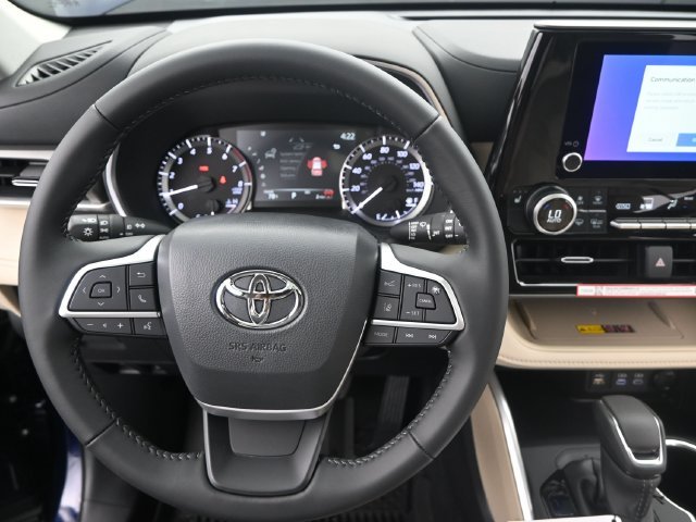Used 2025 Blueprint Toyota XLE image 5