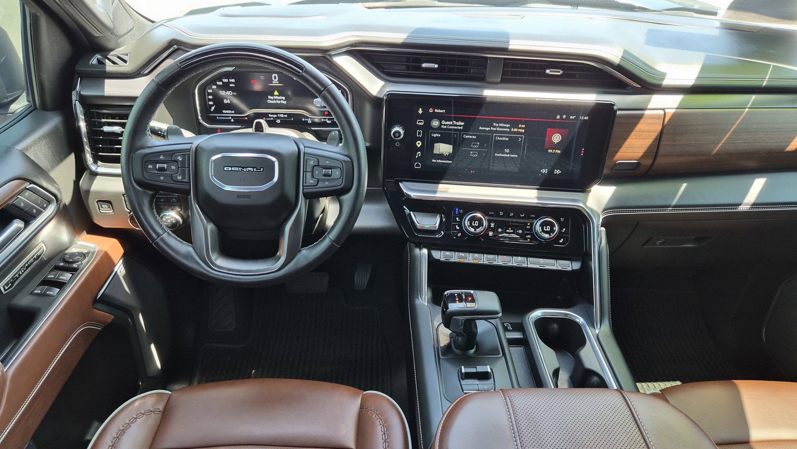 Used 2025 Onyx Black GMC Denali Ultimate image 13