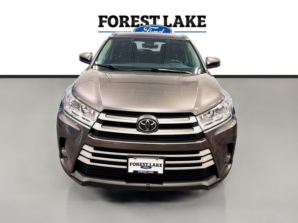 Certified 2019 Toyota Highlander XLE with VIN 5TDJZRFH7KS734274 for sale in Forest Lake, Minnesota