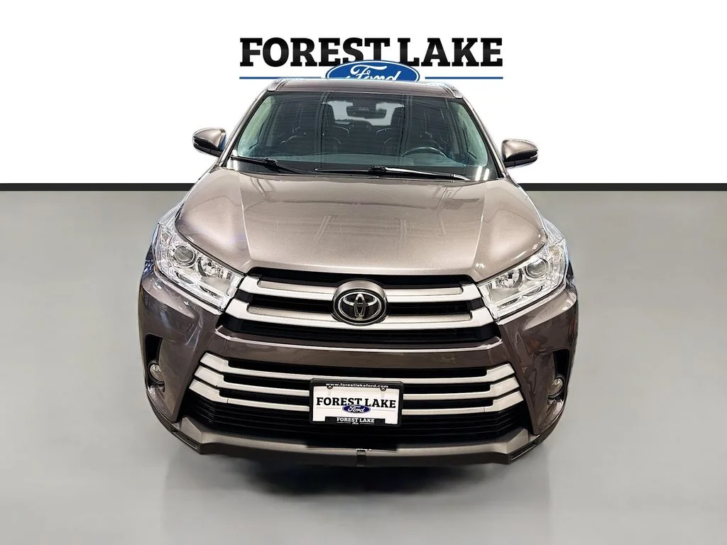 Certified 2019 Toyota Highlander XLE with VIN 5TDJZRFH7KS734274 for sale in Forest Lake, Minnesota