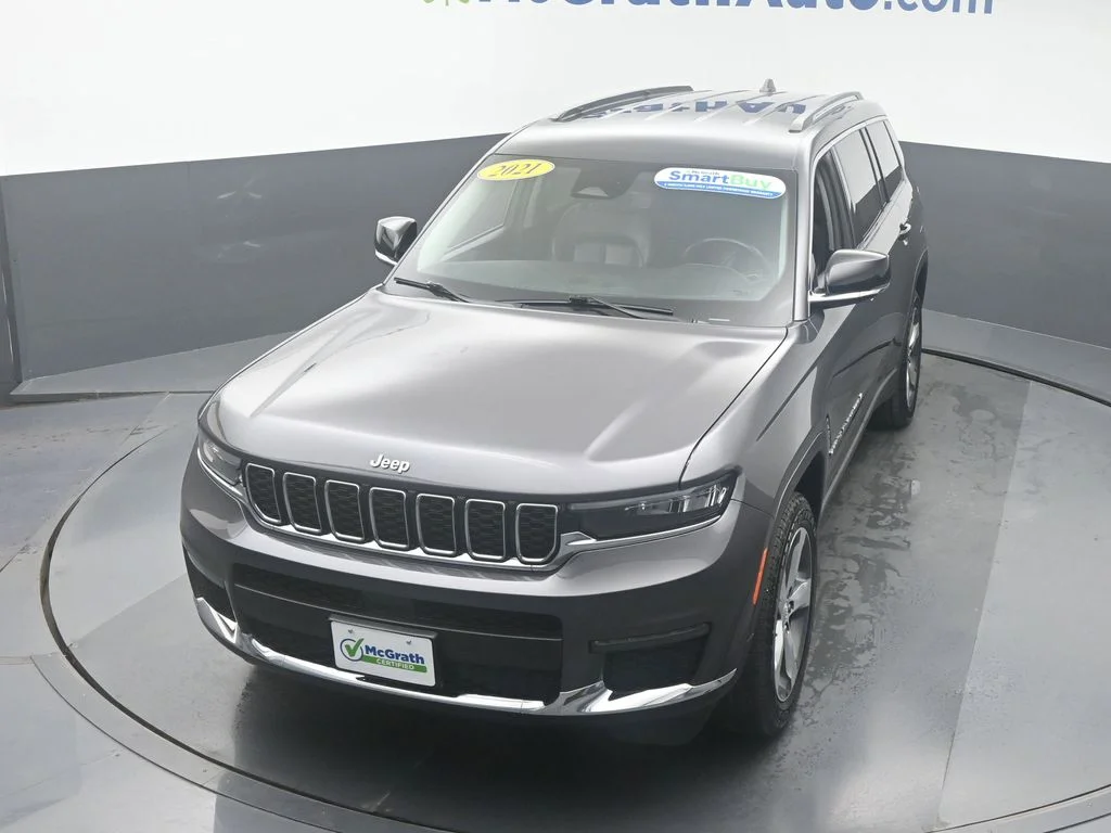 Used 2021 Gray Jeep Limited image 30