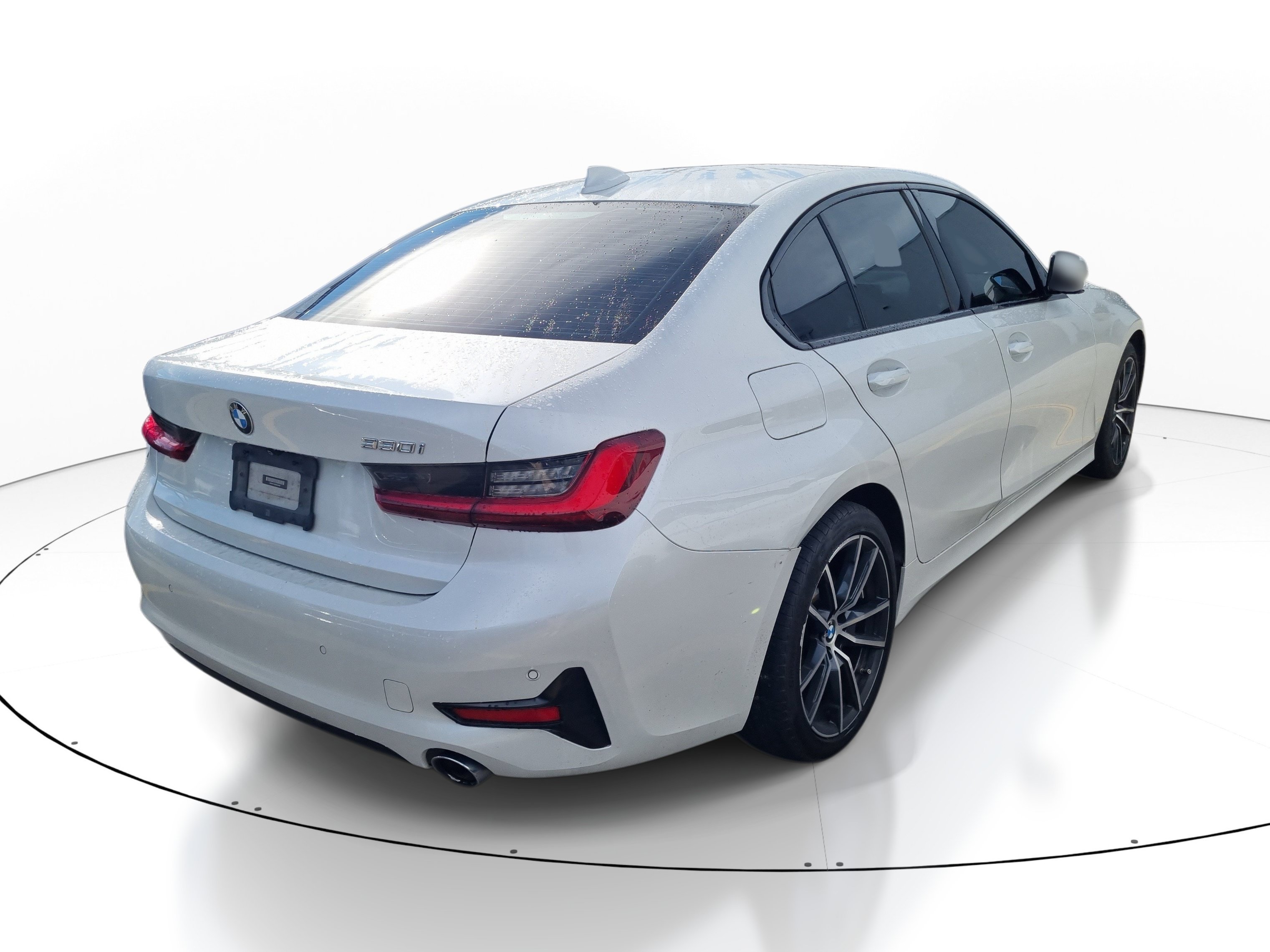 Used 2022 White Metallic BMW 330i image 9