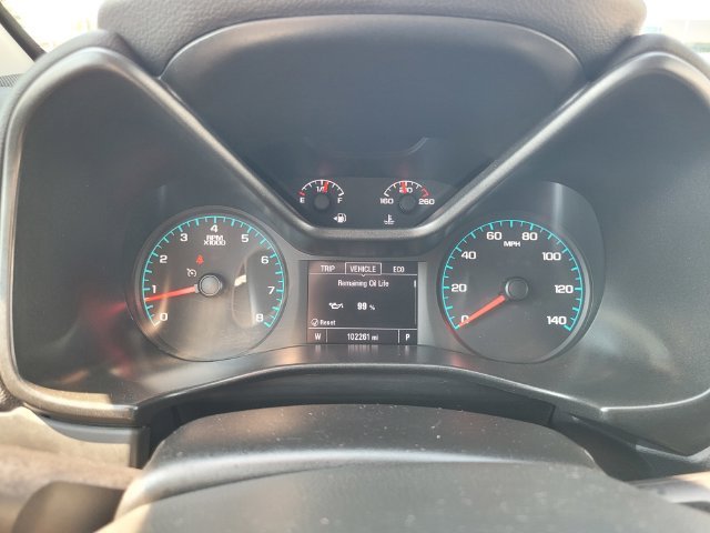 Used 2022 White Chevrolet LT image 29