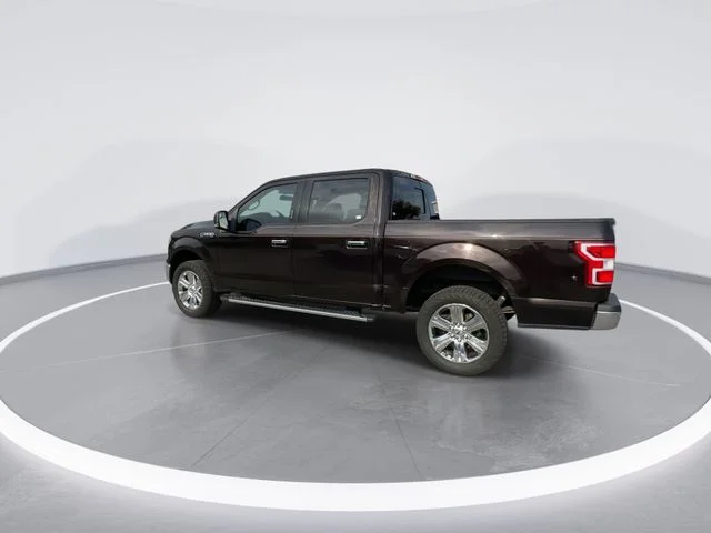 Used 2020 Red Ford XLT image 5