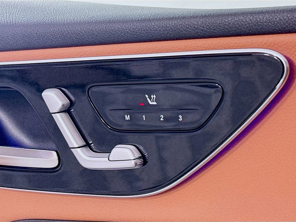 New 2026 Polar White Mercedes-Benz GLC 300 image 51