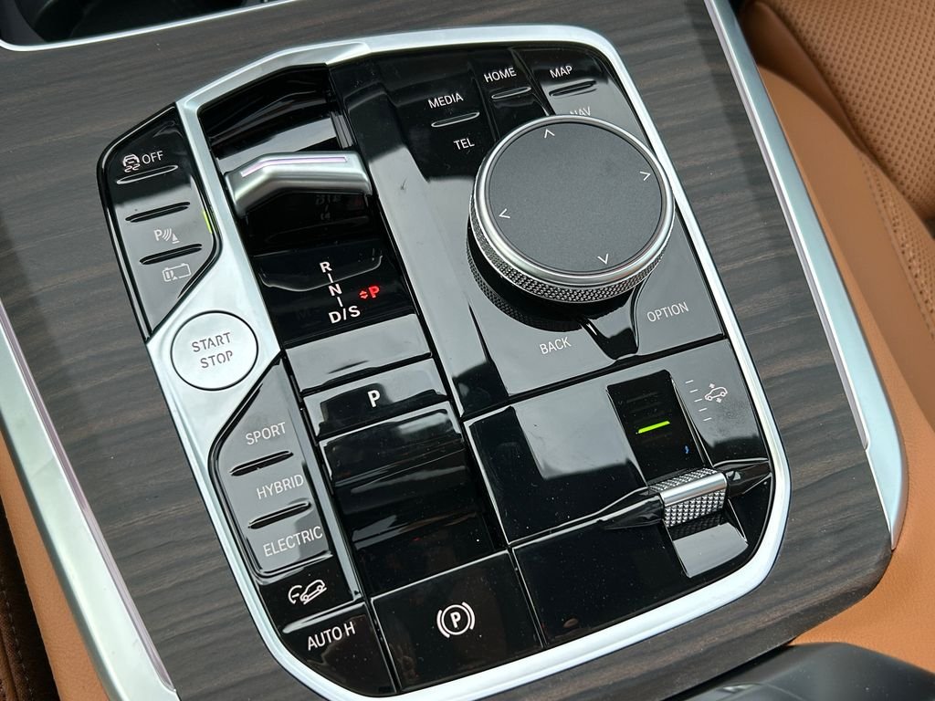 2026 BMW X5 50e - Photo 28