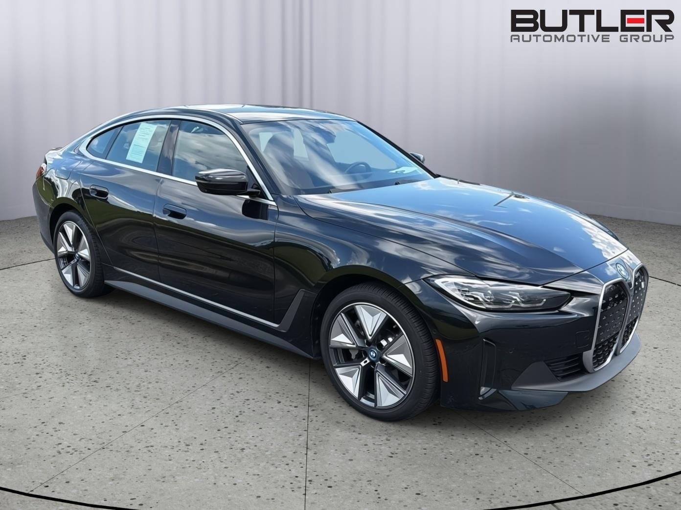 Used 2023 Black Sapphire Metallic BMW eDrive35 image 8