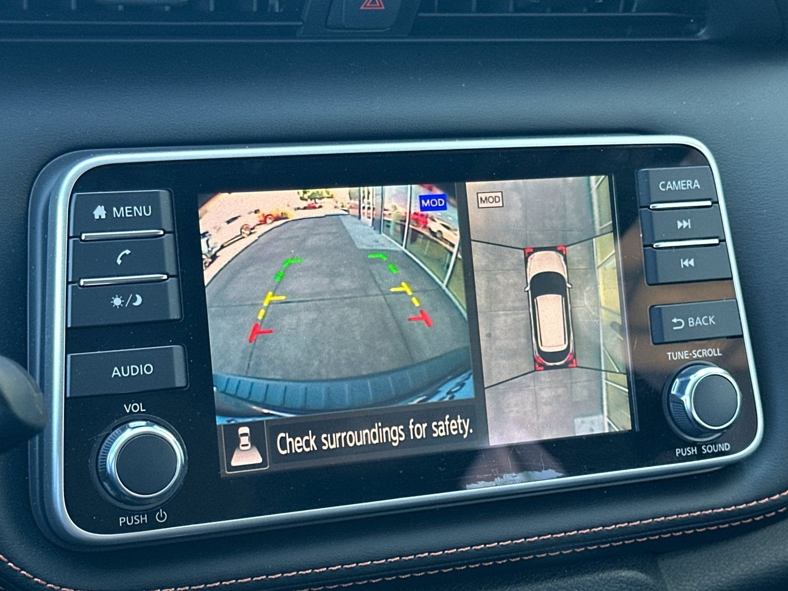 Used 2019 Gun Metallic Nissan SR image 18
