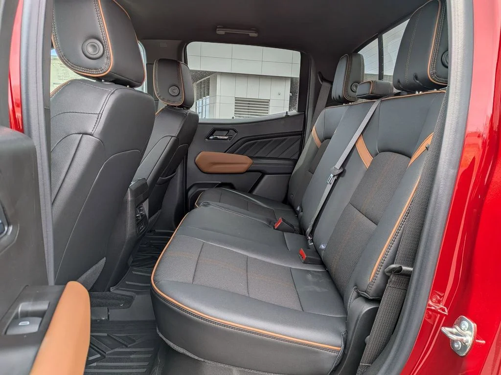 2026 GMC Canyon AT4 - Photo 19