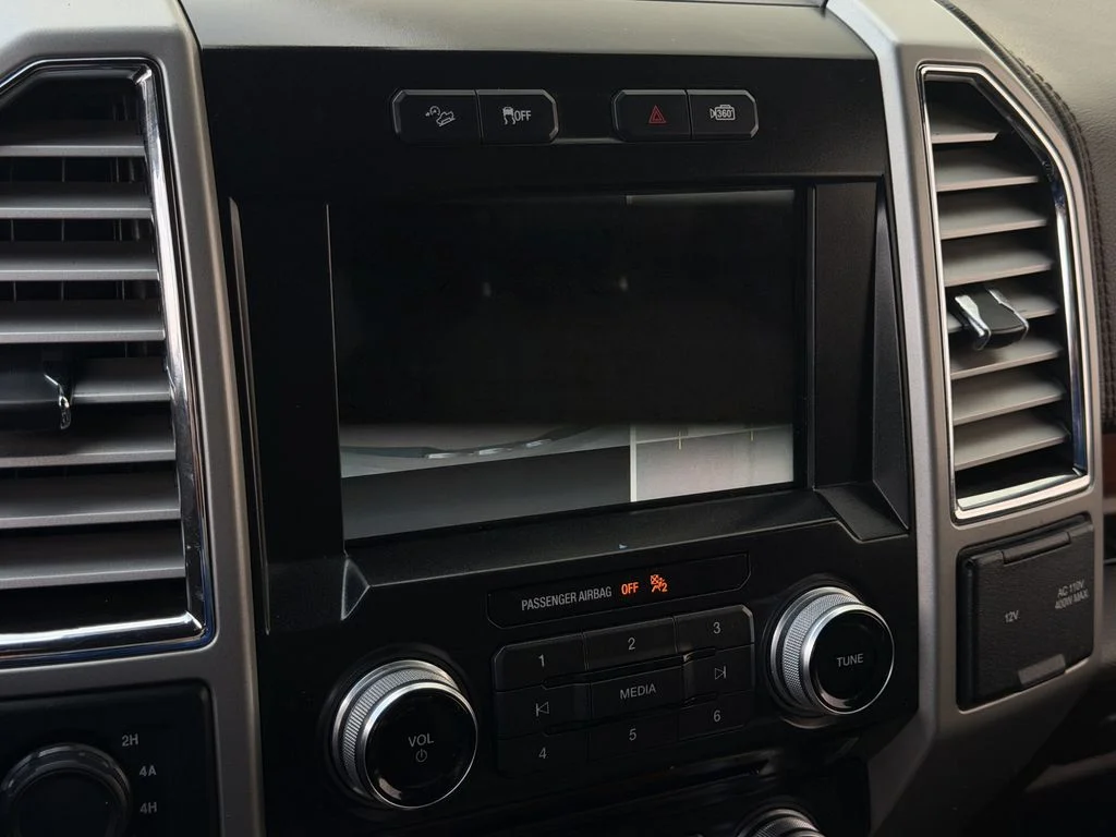 Used 2016  Ford King Ranch image 20