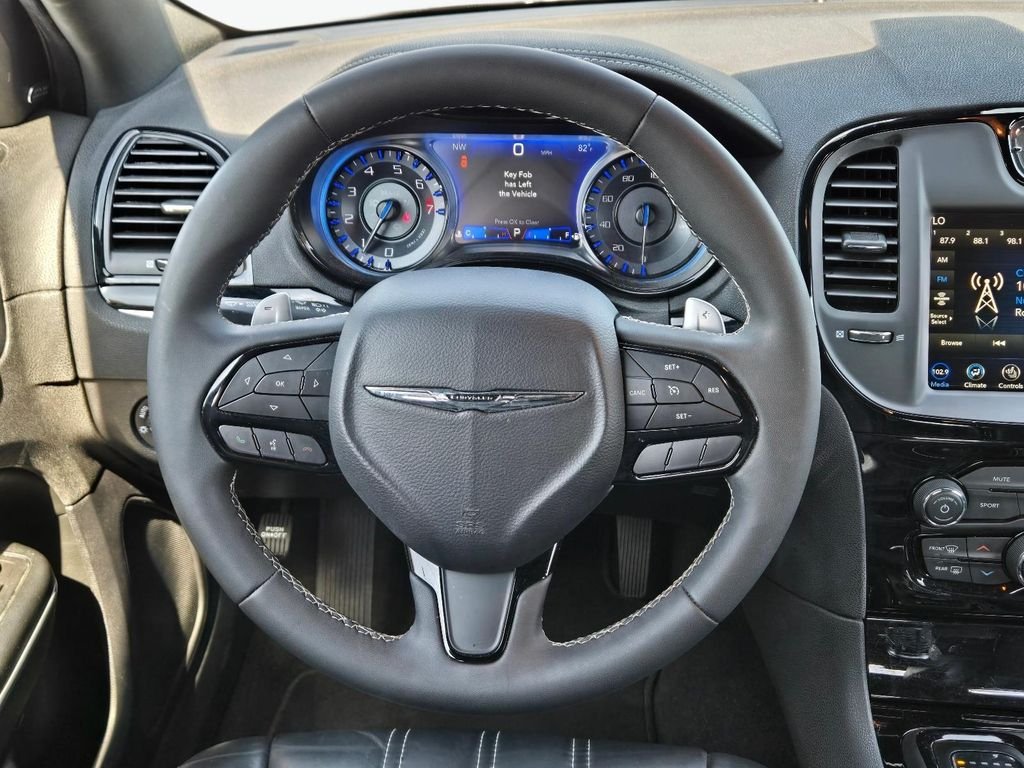 Used 2023 White Chrysler 300S image 20