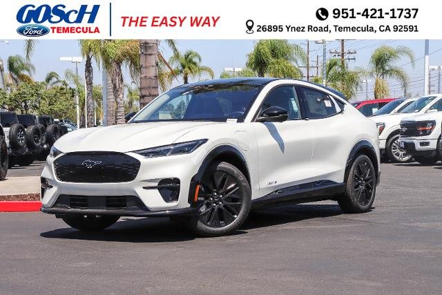 New 2026 Star White Metallic Tri-coat Ford Premium image 30